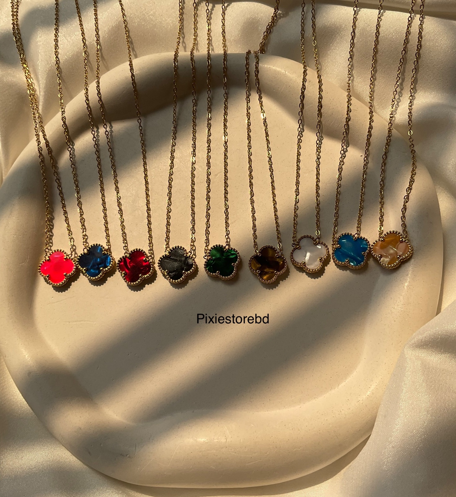 Vancleef Pendant
